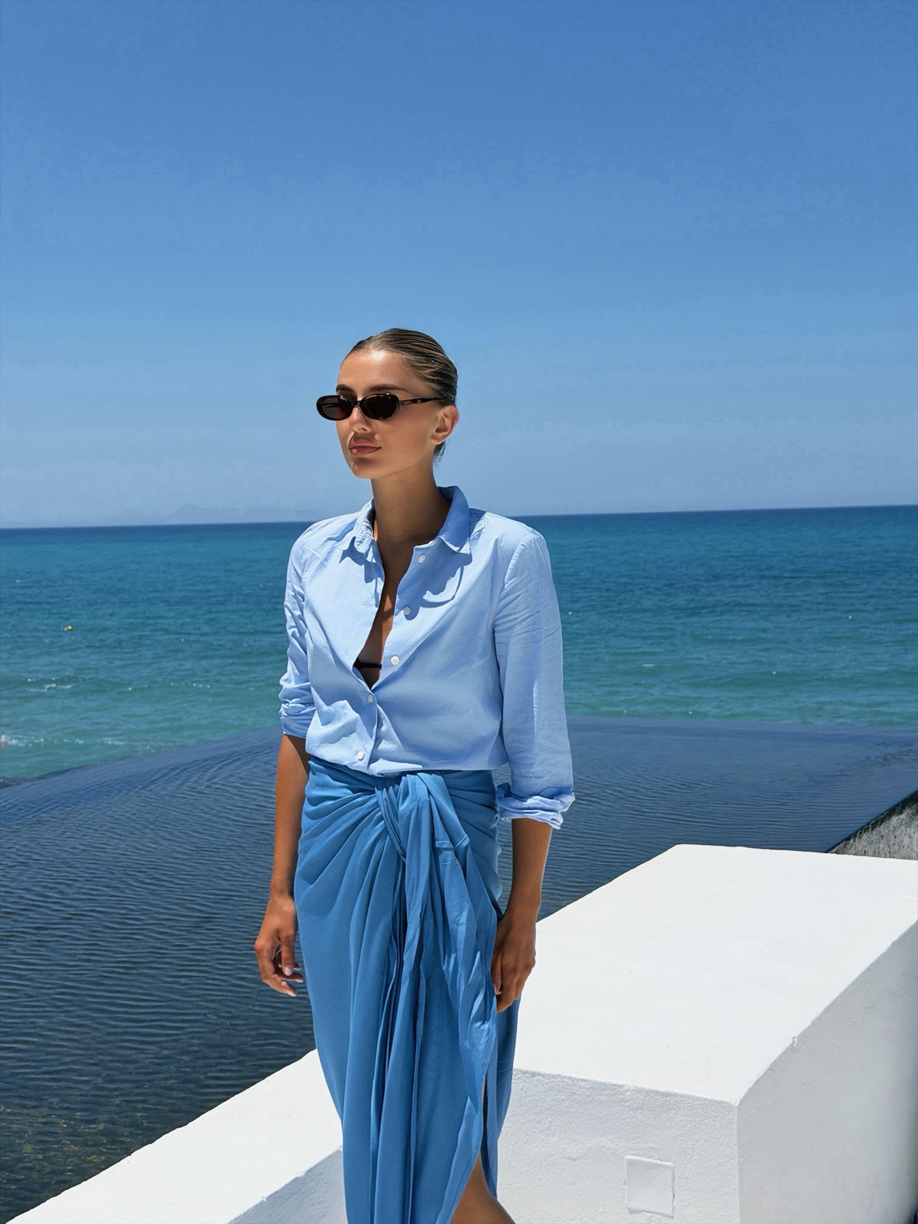 How To Style A Scarf During Summer