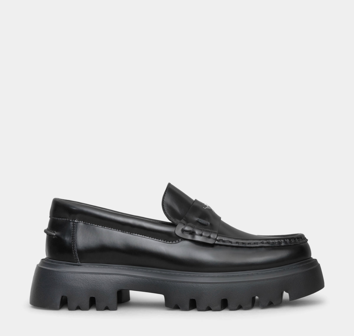Loie Loafers
